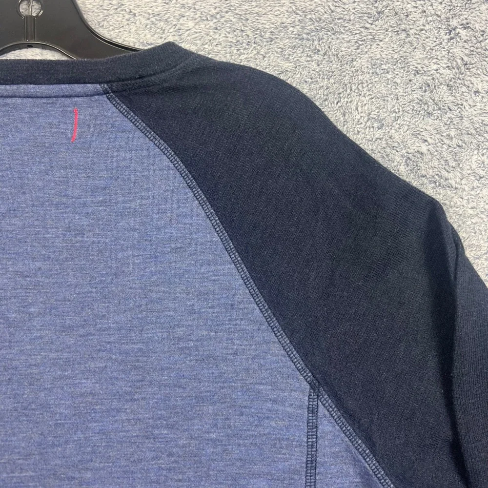 Tommy Bahama Mens M Blue Raglan Long Sleeve Pullover Marlin Logo Sweatshirt